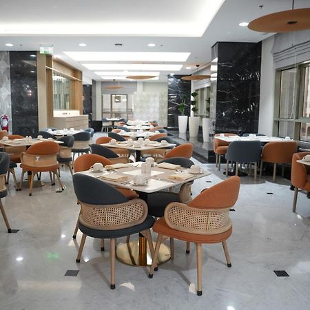 Rotana Al Manakha Madinah Hotel Medina Ngoại thất bức ảnh