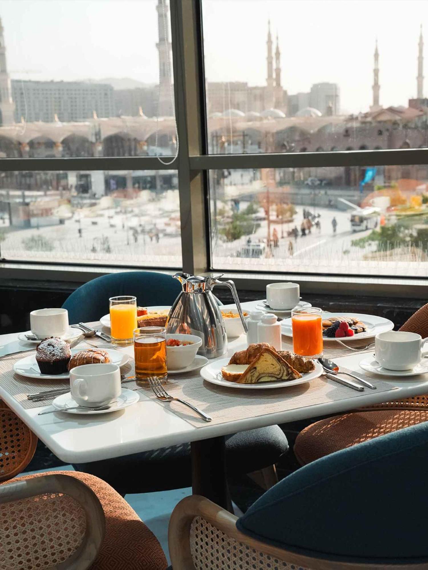 Rotana Al Manakha Madinah Hotel Medina Ngoại thất bức ảnh